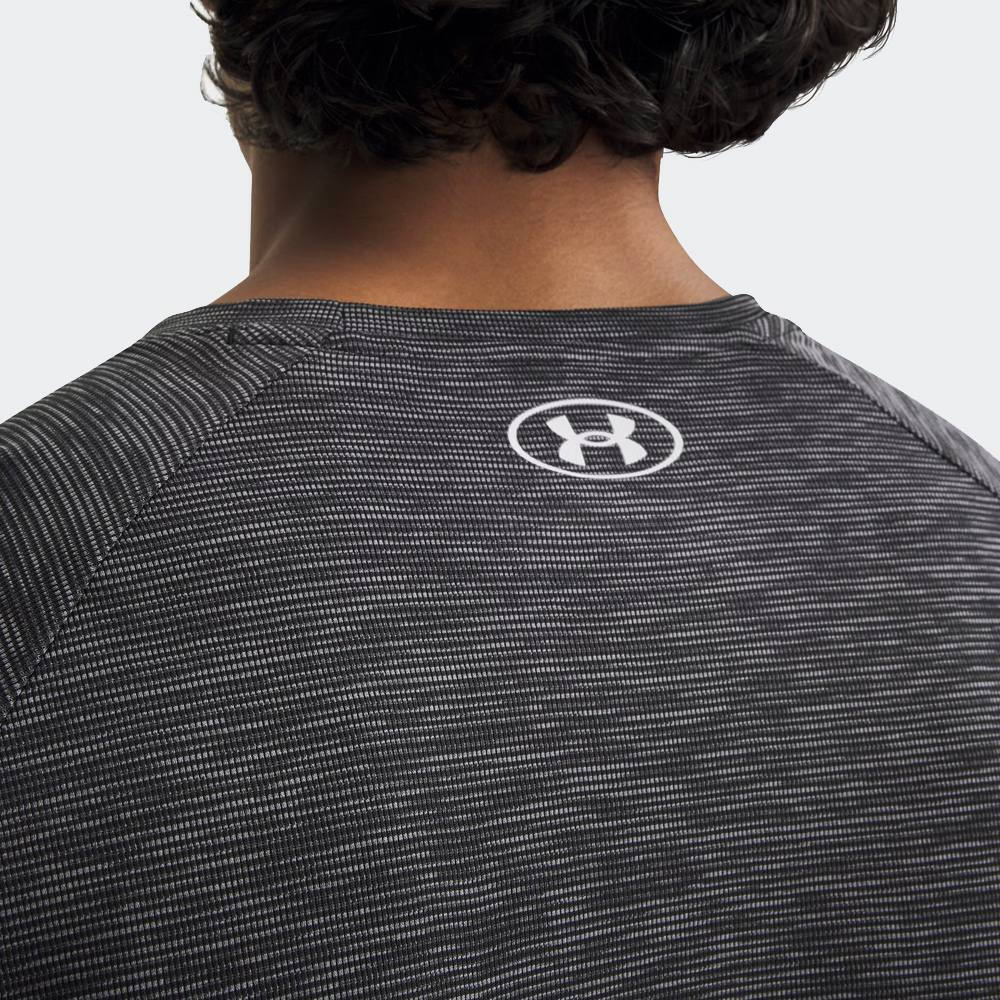 UNDER ARMOUR - UA Tech Textured Short Sleeve - Image 3