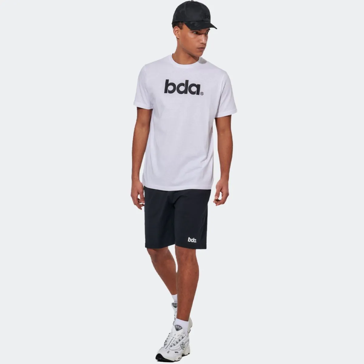 Body Action - Men's Essentials Jersey Shorts - Image 2