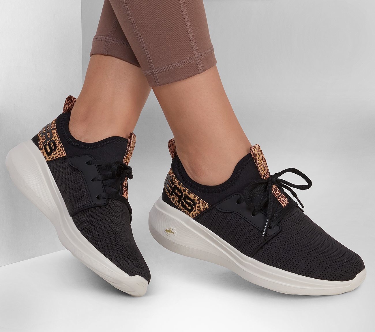 Skechers Παπούτσι Γυναικείο - GO RUN FAST - Species - 128885-LPD - Image 2