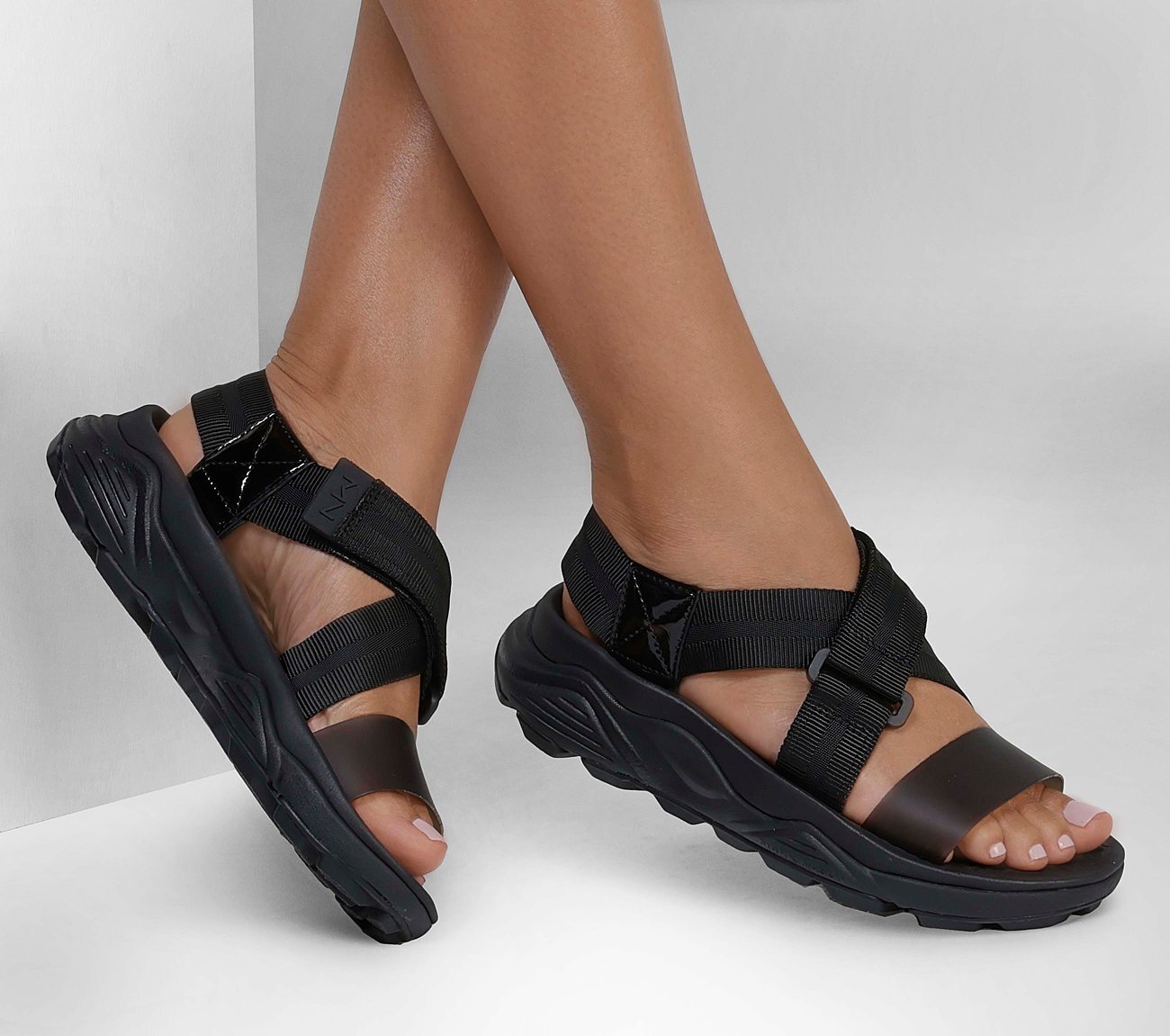 Skechers Γυναικείο Πέδιλο-Σανδάλι - Mark Nason Los Angeles - Runyon - Peekloop - 133270-BBK - Black - Image 4