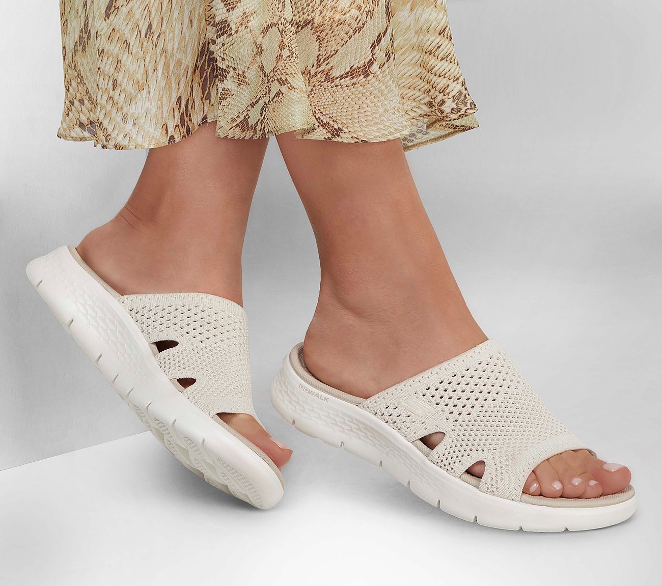 Skechers Γυναικεία Παντόφλα - GO WALK Flex Sandal - Elation 141425-NAT NATURAL - Image 5